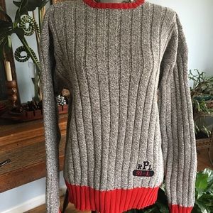 Scoop neck sweater